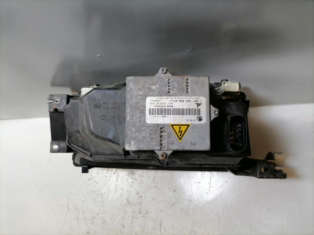 Skoda Octavia 1U original Xenonscheinwerfer vorn rechts Bj.2003